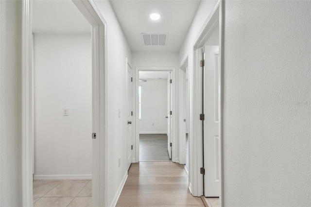 2139 Stellar Brilliance Way, Lutz, FL 33558 - corridor featuring baseboards