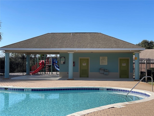 15509 Markham Dr, Clermont, FL 34714 - community pool with a patio