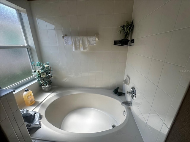 15509 Markham Dr, Clermont, FL 34714 - full bathroom with a tub