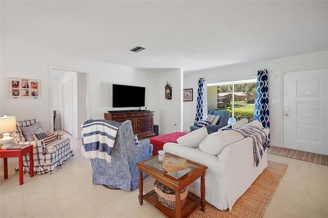 5319 Eagles Nest Rd, Fruitland Park, FL 34731 - living area with light tile patterned flooring
