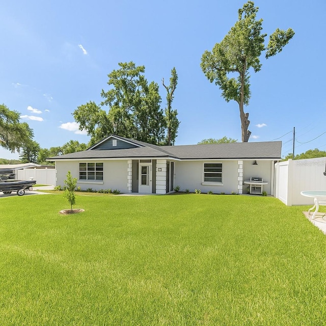 999 W Juniata St, Clermont, FL 34711 - ranch-style home featuring stucco siding