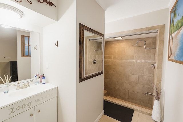 999 W Juniata St, Clermont, FL 34711 - bathroom with vanity and a tile shower