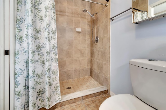 1511 W Magnolia St, Clermont, FL 34711 - bathroom with tiled shower