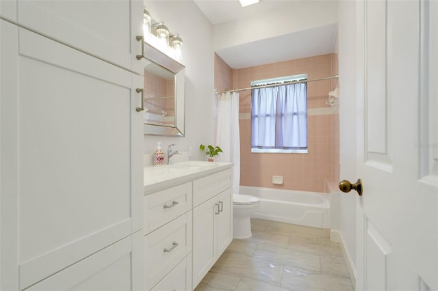 15629 Catherine Cir, Groveland, FL 34736 - bathroom featuring vanity, shower / bath combo, and marble finish flooring
