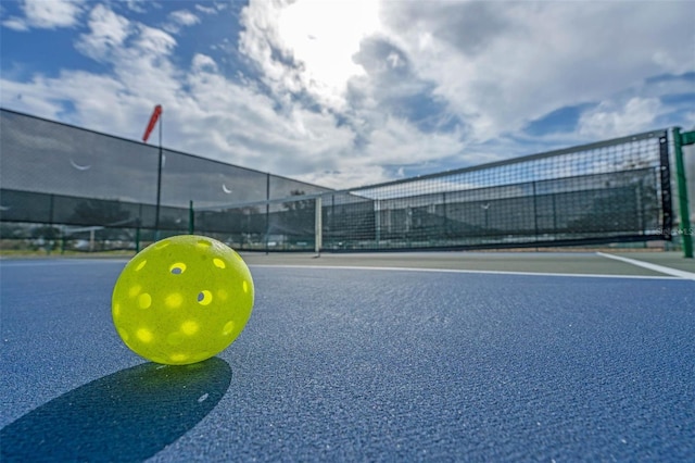 5620 Illumination Ln, Leesburg, FL 34748 - view of tennis court