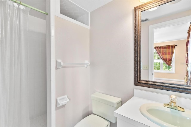 9223 Silver Lake Dr, Leesburg, FL 34788 - bathroom with a stall shower and vanity
