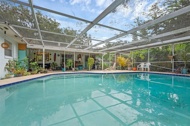 806 Leopard Trl, Winter Springs, FL 32708 - outdoor pool featuring a patio area and a lanai