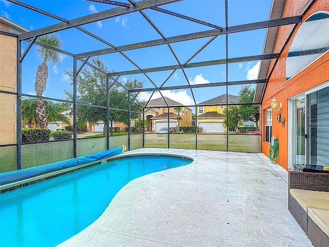 167 Castaway Beach Way, Kissimmee, FL 34746 - swimming pool featuring a patio area and a lanai
