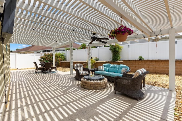 2465 Violet Ct, The Villages, FL 32162 - fenced backyard featuring outdoor lounge area, a patio, and a pergola