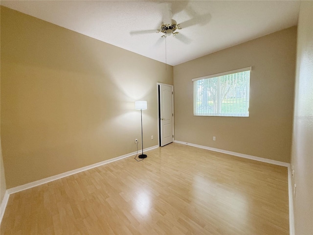 3416 Capland Ave, Clermont, FL 34711 - unfurnished room with light wood-style flooring and ceiling fan