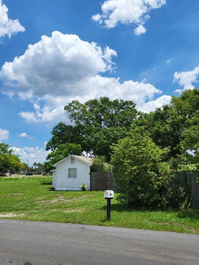 2611 Hiawatha Ave, Sanford, FL 32773 - view of property exterior