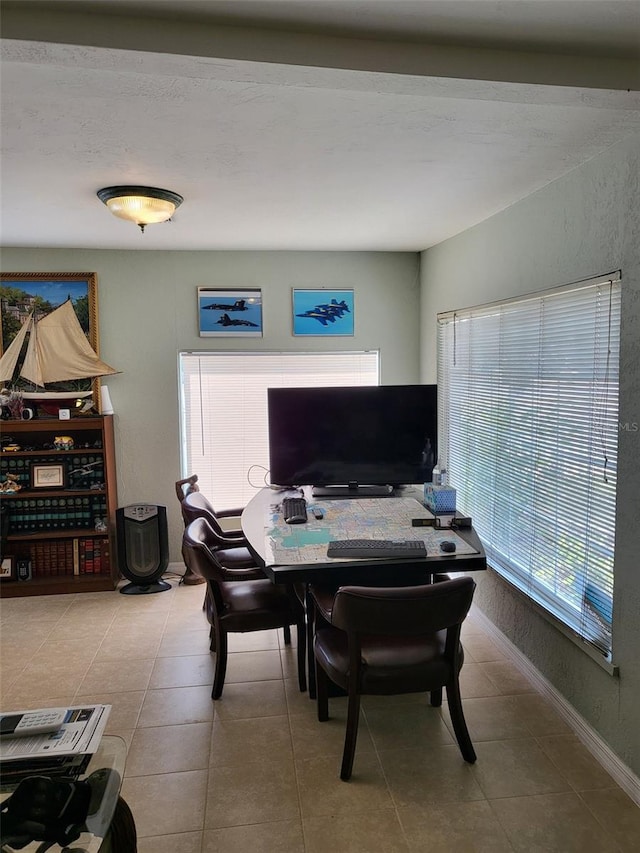 2611 Hiawatha Ave, Sanford, FL 32773 - office space with tile patterned flooring
