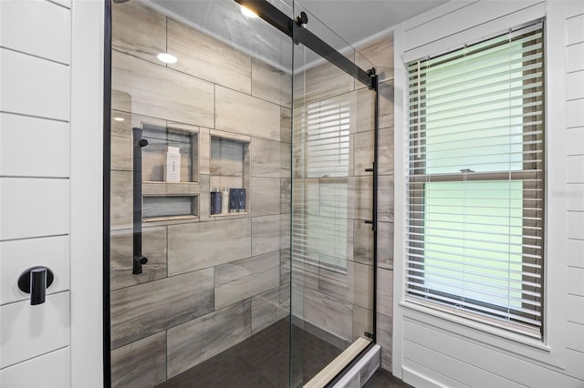 14325 Manchester Ave, Groveland, FL 34736 - full bathroom with a stall shower