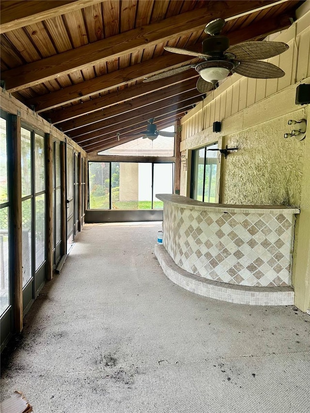 1096 Linkside Ct, Apopka, FL 32712 - unfurnished sunroom featuring ceiling fan and vaulted ceiling