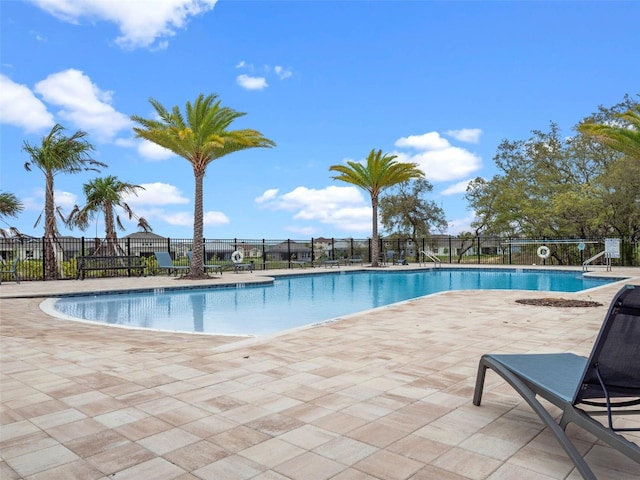3467 Buoy Cir, Winter Garden, FL 34787 - community pool with a patio area