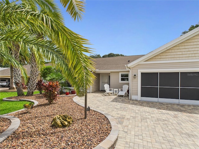 917 Ramos Dr, The Villages, FL 32159 - photo 2