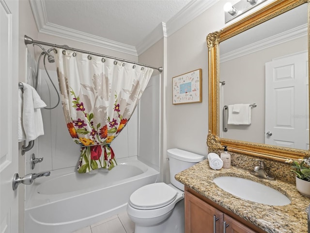 2620 Persimmon Loop, The Villages, FL 32162 - full bathroom with vanity, shower / bath combo with shower curtain, and crown molding