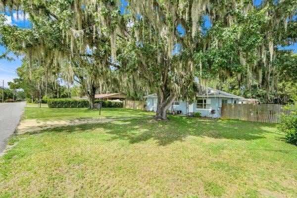 300 N Lake Ave, Leesburg, FL 34748 - photo 3