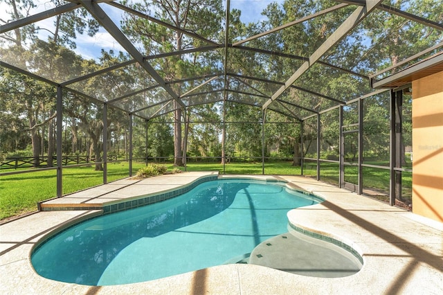 21312 Marsh View Ct, Clermont, FL 34715 - outdoor pool with a patio area, a yard, and a lanai