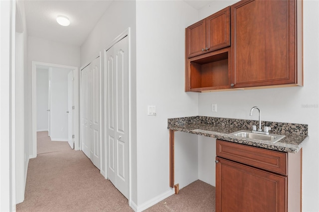 21312 Marsh View Ct, Clermont, FL 34715 - bar area with a sink and light colored carpet