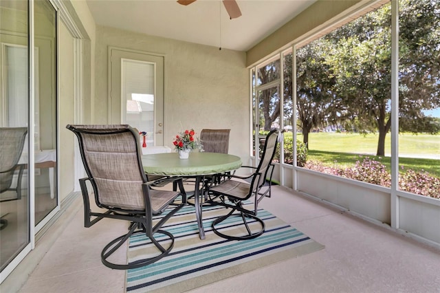 3507 Arlington Ridge Blvd, Leesburg, FL 34748 - sunroom with ceiling fan and outdoor dining space