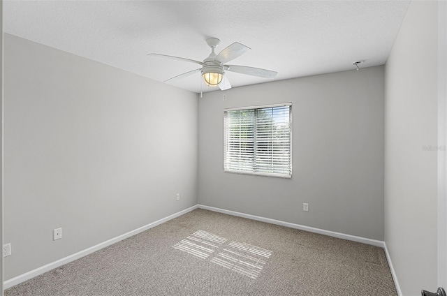 15604 Starlite St, Clermont, FL 34714 - unfurnished room featuring carpet and ceiling fan
