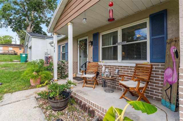 149 Shiloh Ave, Lady Lake, FL 32159 - view of porch