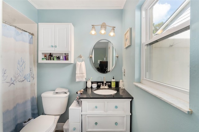 149 Shiloh Ave, Lady Lake, FL 32159 - full bath featuring vanity and a shower with shower curtain