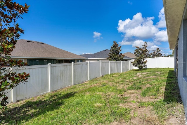 7732 Sloewood Dr, Leesburg, FL 34748 - view of fenced backyard
