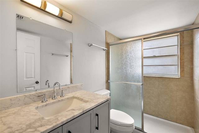 600 W Oak Terrace Dr, Leesburg, FL 34748 - bathroom with tiled shower and vanity