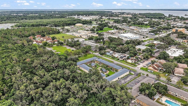 600 W Oak Terrace Dr, Leesburg, FL 34748 - aerial view of a nearby body of water