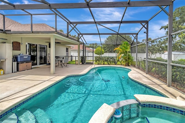 1216 Cheshire St, Groveland, FL 34736 - view of swimming pool with a fenced backyard, a patio area, and a pool with connected hot tub