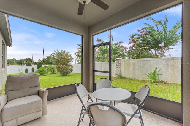 120 Citrus Isle St, Davenport, FL 33837 - sunroom / solarium with a ceiling fan