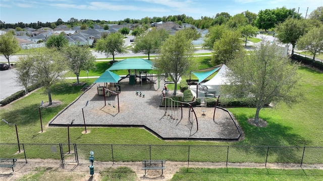 120 Citrus Isle St, Davenport, FL 33837 - view of community featuring a residential view