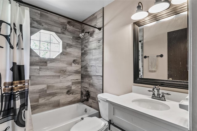 461 Kee St, Apopka, FL 32712 - full bathroom with shower / tub combo with curtain and vanity