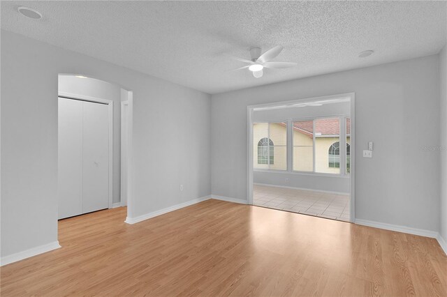 807 Ramos Dr, The Villages, FL 32159 - photo 9