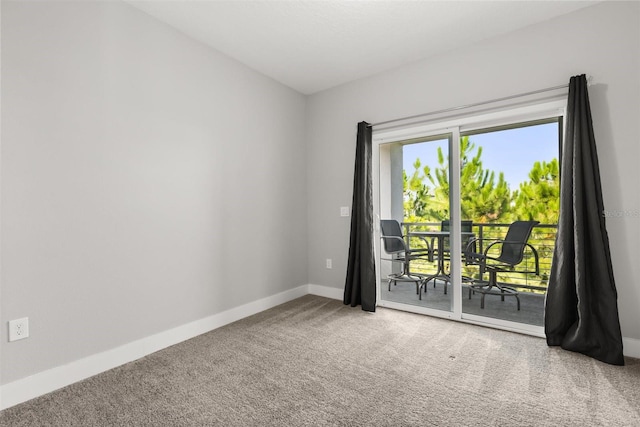 2163 White Feather Loop, Oakland, FL 34787 - carpeted empty room featuring baseboards