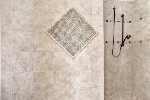 18139 Great Blue Heron Dr, Groveland, FL 34736 - detailed view of a tile shower