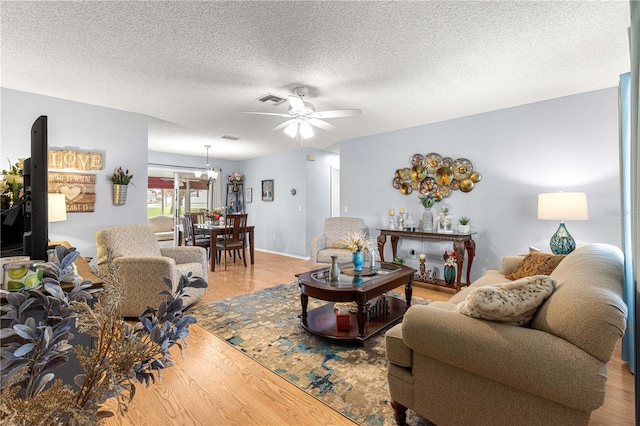 417 San Marino Dr, The Villages, FL 32159 - photo 2