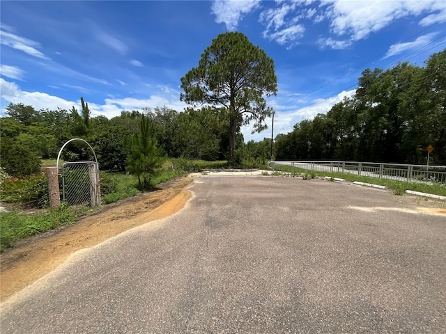 101 Hickory Ln, Interlachen, FL 32148