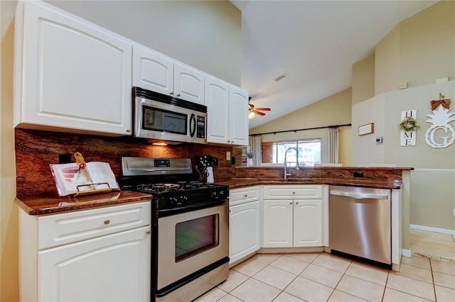 10505 Weybridge Dr, Tampa, FL 33626 - photo 11