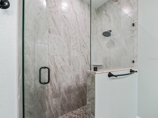 8567 Crk 635, Bushnell, FL 33513 - full bathroom featuring a walk in shower