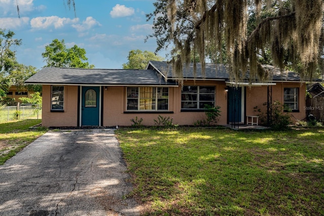 303 W Dicie Ave, Eustis, FL 32726 - view of ranch-style house