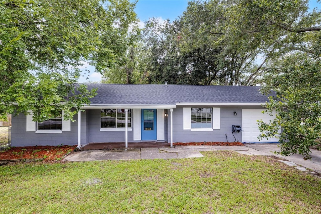 2462 Greenwood St, Deltona, FL 32738 - photo 1