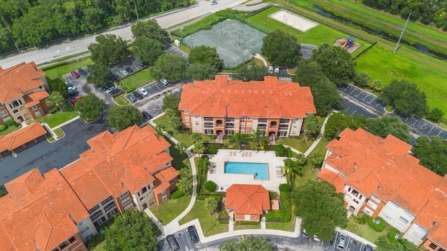 5518 Metrowest Blvd Unit 11-302, Orlando, FL 32811 - drone / aerial view of a pool area