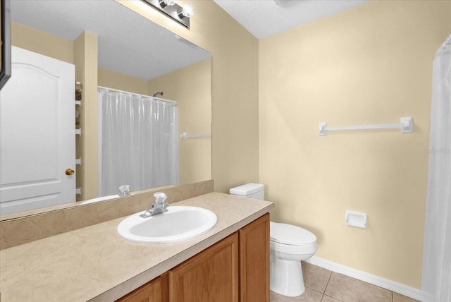 637 Harbor Villa Ct, Clermont, FL 34711 - bathroom with vanity, tile patterned flooring, and curtained shower