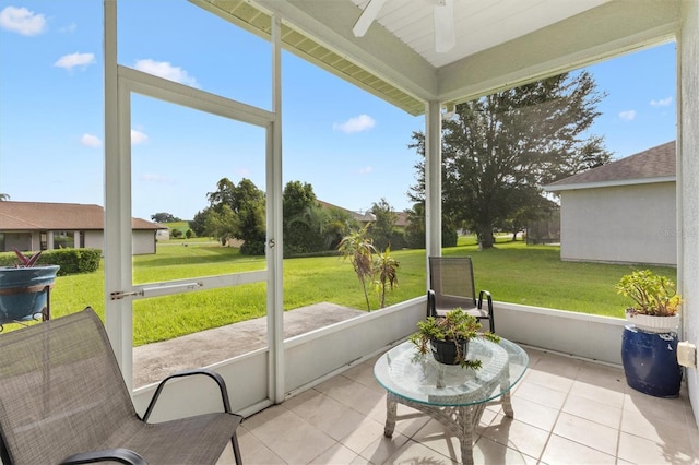 12205 SE 173rd Pl, Summerfield, FL 34491 - sunroom / solarium featuring ceiling fan