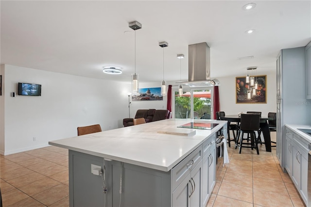 1244 Grandview Cir, Royal Palm Beach, FL 33411 - kitchen featuring gray cabinets, light tile patterned floors, light countertops, and recessed lighting
