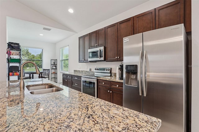 699 S Dixie Dr, Howey In The Hills, FL 34737 - photo 12