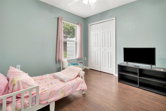 2305 Foxtree Rd, Tavares, FL 32778 - bedroom featuring a closet, wood finished floors, and ceiling fan